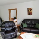 Apartment Pumphuts Scheune Nr 5 - 9 Beim Freizeitpark Plohn Lengenfeld (Saxony)