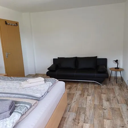 Pumphuts Scheune Nr 5 - 9 Beim Freizeitpark Plohn Lengenfeld (Saxony)