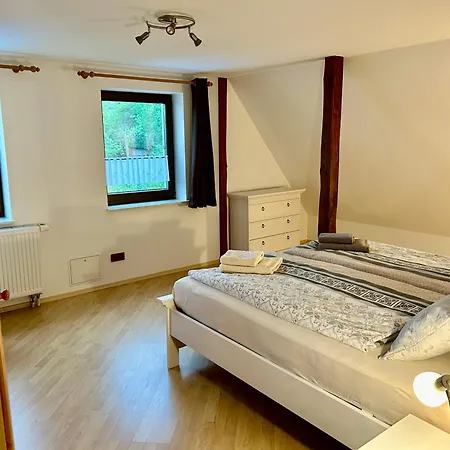 Pumphuts Scheune Nr 5 - 9 Beim Freizeitpark Plohn *