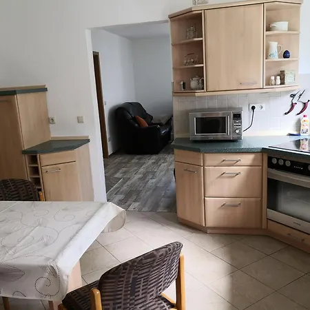 Appartement Pumphuts Scheune Nr 5 - 9 Beim Freizeitpark Plohn *