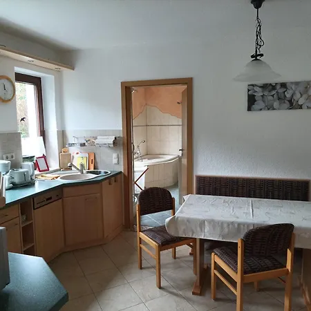 Pumphuts Scheune Nr 5 - 9 Beim Freizeitpark Plohn Appartement Lengenfeld (Saxony)