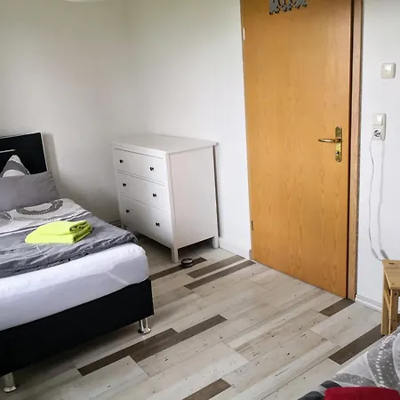 Pumphuts Scheune Nr 5 - 9 Beim Freizeitpark Plohn *