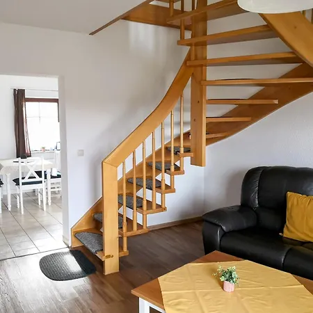 Pumphuts Scheune Nr 5 - 9 Beim Freizeitpark Plohn