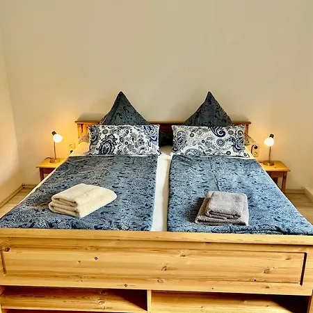 Pumphuts Scheune Nr 5 - 9 Beim Freizeitpark Plohn