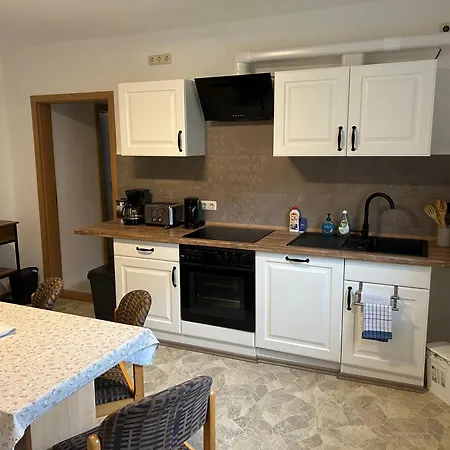 Pumphuts Scheune Nr 5 - 9 Beim Freizeitpark Plohn Lengenfeld (Saxony)