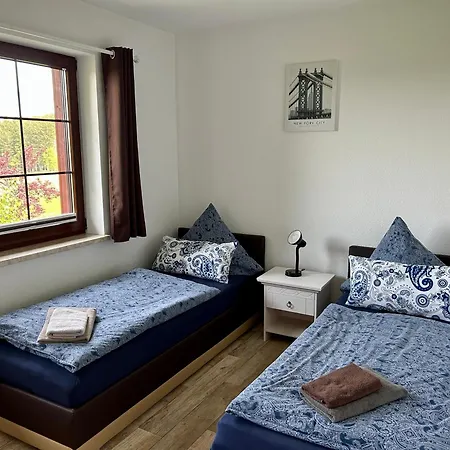 Pumphuts Scheune Nr 5 - 9 Beim Freizeitpark Plohn Lengenfeld (Saxony)