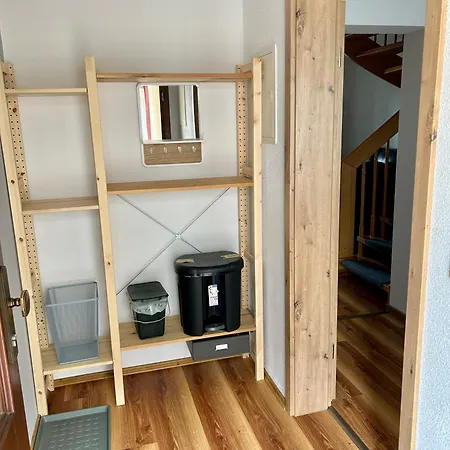 Pumphuts Scheune Nr 5 - 9 Beim Freizeitpark Plohn