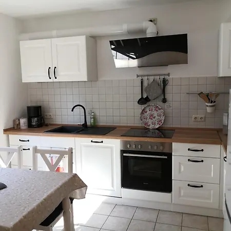 Pumphuts Scheune Nr 5 - 9 Beim Freizeitpark Plohn Lengenfeld (Saxony)