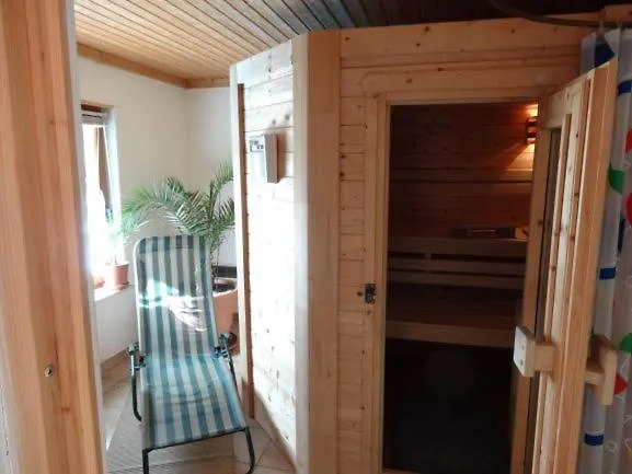 Pumphuts Scheune Nr 5 - 9 Beim Freizeitpark Plohn Appartement Lengenfeld (Saxony)