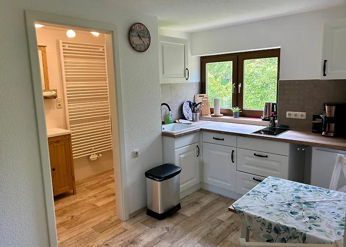 Pumphuts Scheune Nr 5 - 9 Beim Freizeitpark Plohn *