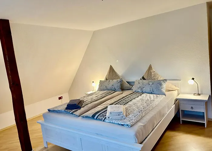 Pumphuts Scheune Nr 5 - 9 Beim Freizeitpark Plohn